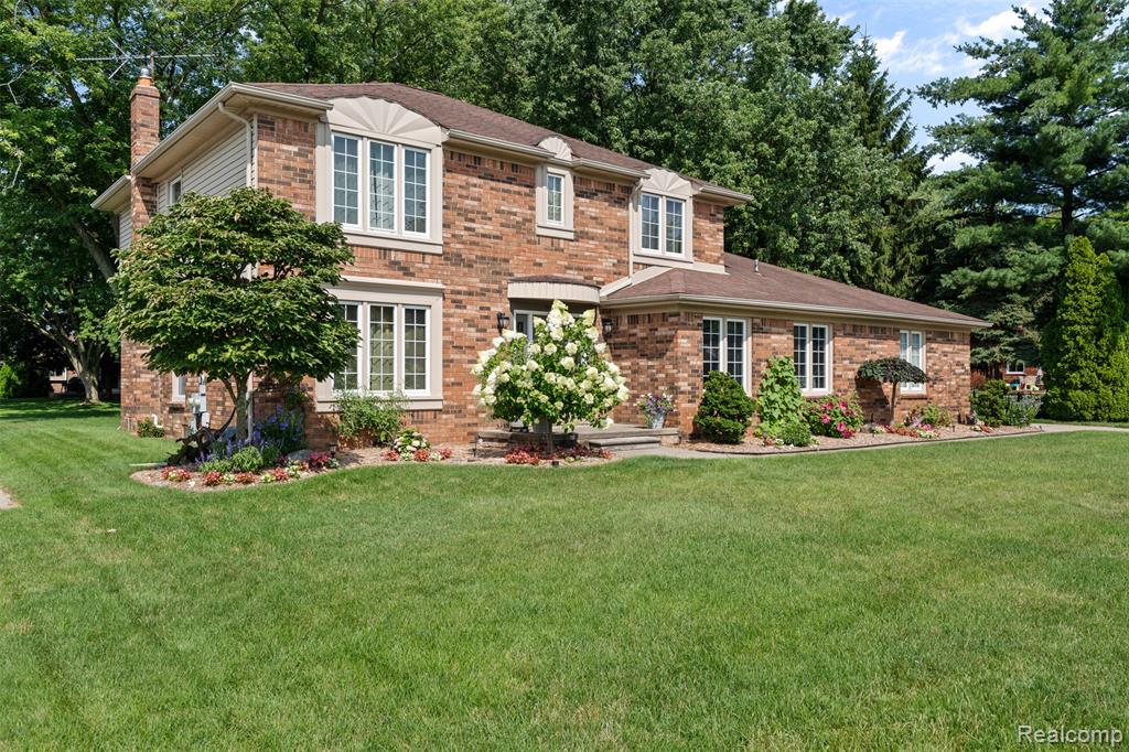 46959 Spruce Drive, Shelby Twp, MI 48315 — Photo 43
