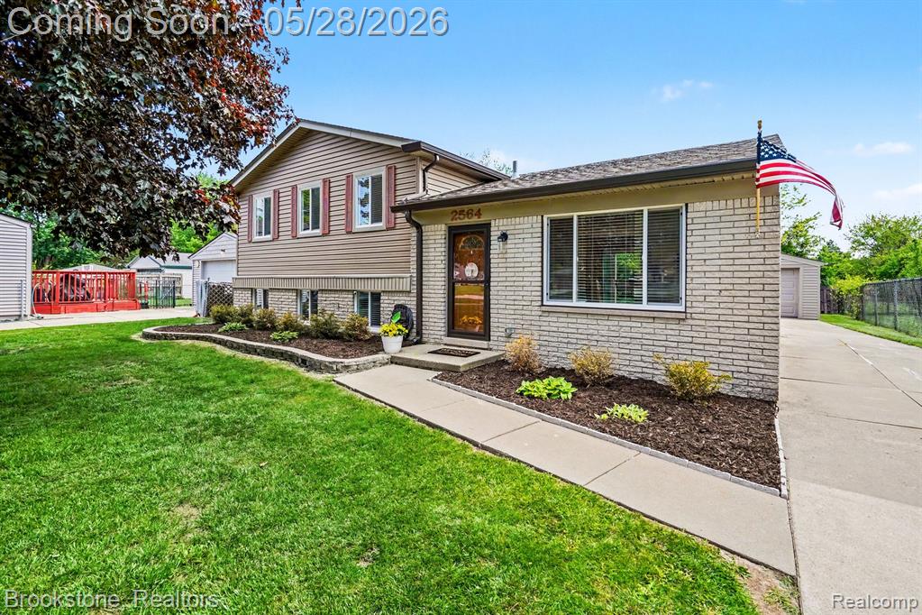 2564 Rainbow Drive, Troy, MI 48083 — Photo 5