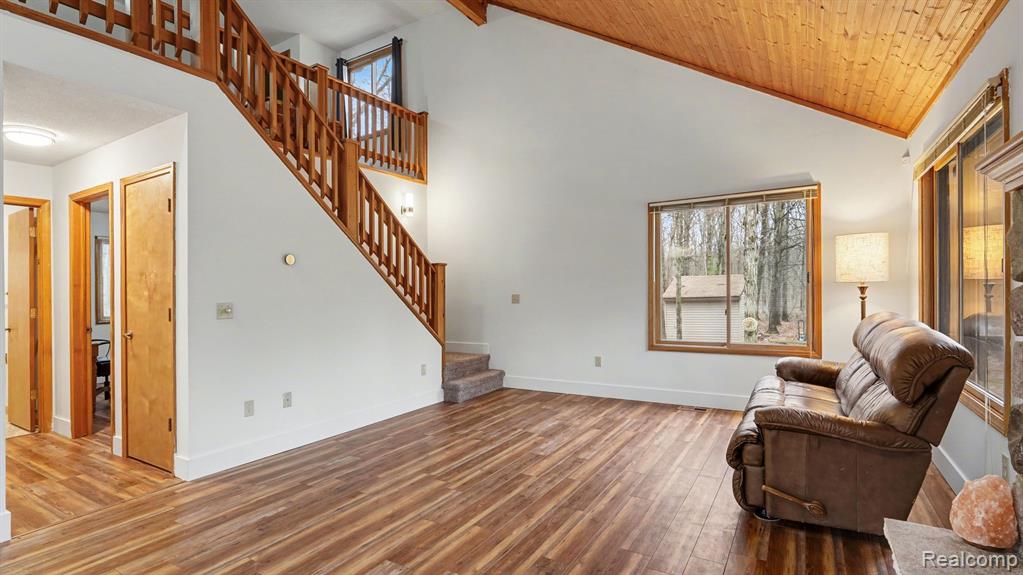 301 W Fike Road, Sanford, MI 48657 — Photo 3