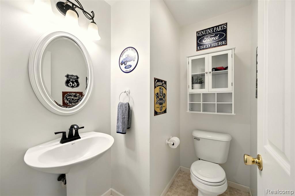 1014 Deer Valley Lane, Manchester, MI 48158 — Photo 14