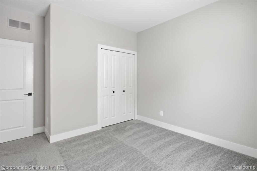23150 Waterview Drive, New Boston, MI 48164 — Photo 30