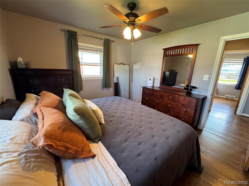 19156 Ash Avenue, Eastpointe, MI 48021 — Photo 44