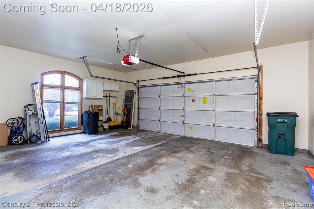 1256 Autumn Drive, Troy, MI 48098 — Photo 34