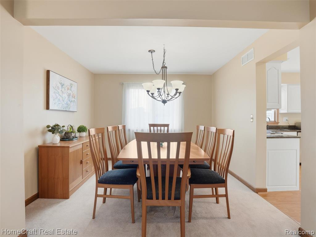 404 KINGS Way, Canton, MI 48188 — Photo 8