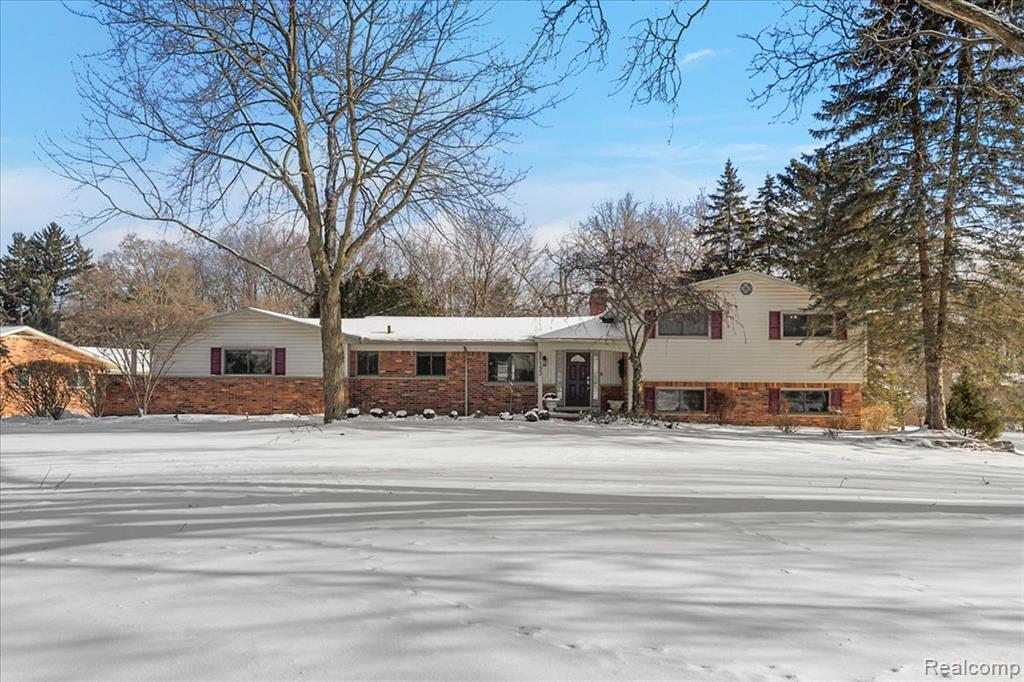 5193 Kellen Lane, Bloomfield Hills, MI 48302 — Photo 2