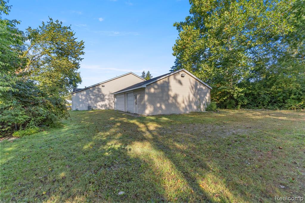 435 SUMPTER Road, Van Buren, MI 48111 — Photo 46