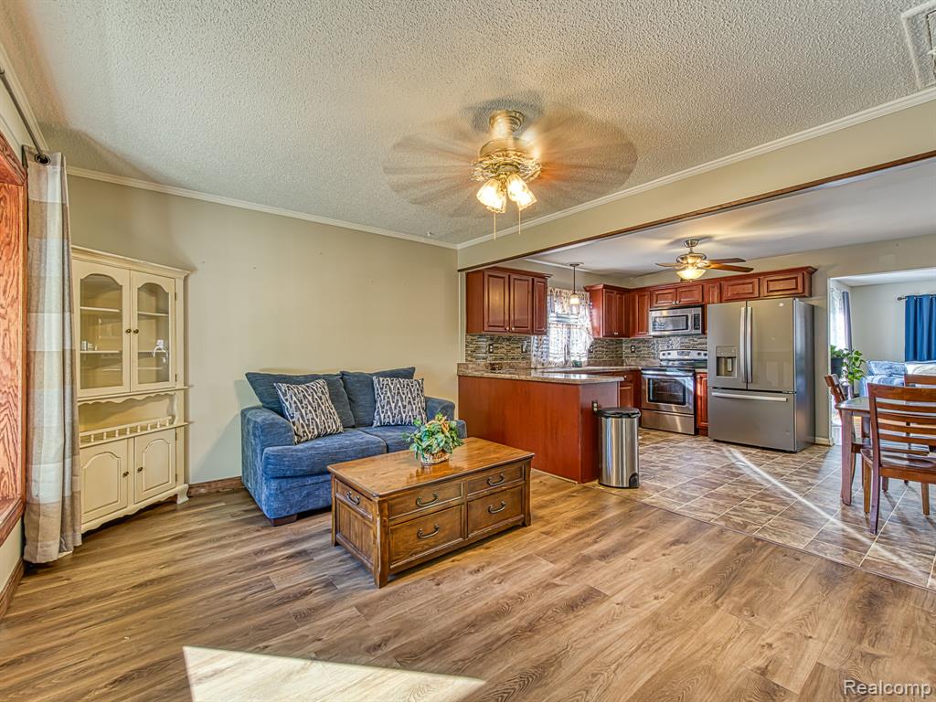 6676 Syracuse Street, Taylor, MI 48180 — Photo 3