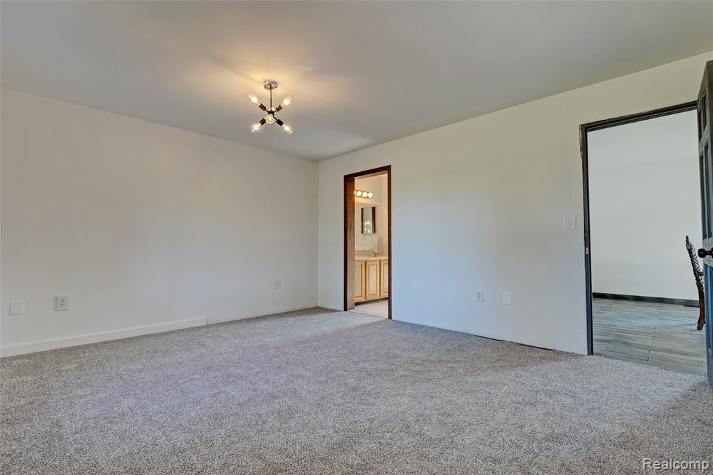 2290 Silver Fox Run, Holly, MI 48442 — Photo 22