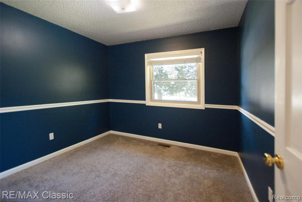 5280 Weston Court, Commerce Twp, MI 48382 — Photo 15