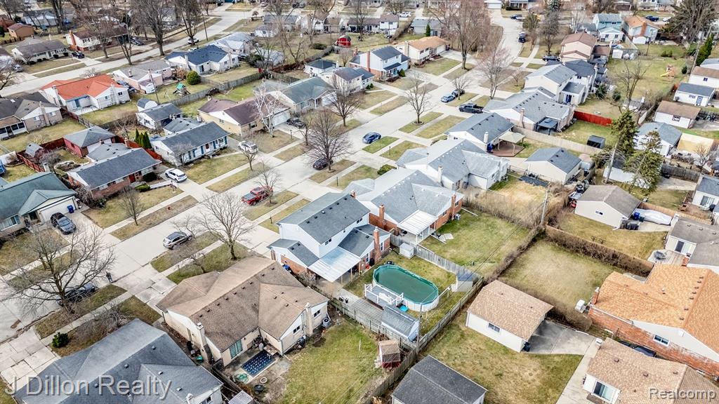 39830 EDMUNDTON Drive, Canton, MI 48187 — Photo 12