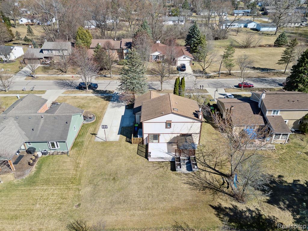 25567 BUCKMINSTER Drive, Novi, MI — Photo 43