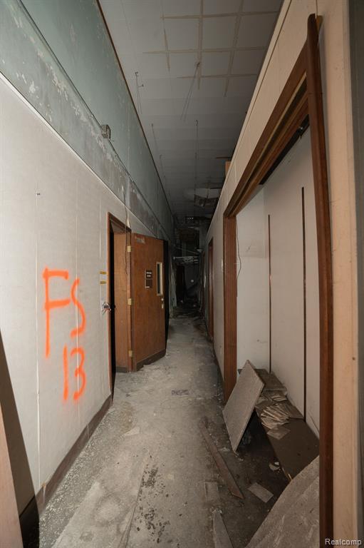 13537 GRATIOT Avenue, Detroit, MI 48205 — Photo 9