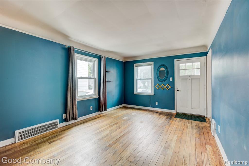 545 E Maplehurst Street, Ferndale, MI 48220 — Photo 4