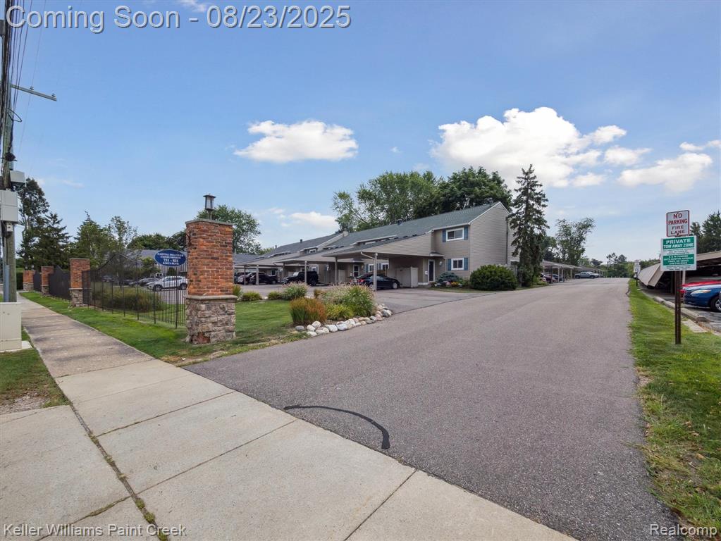 751 Kirts Boulevard, Troy, MI 48084 — Photo 4