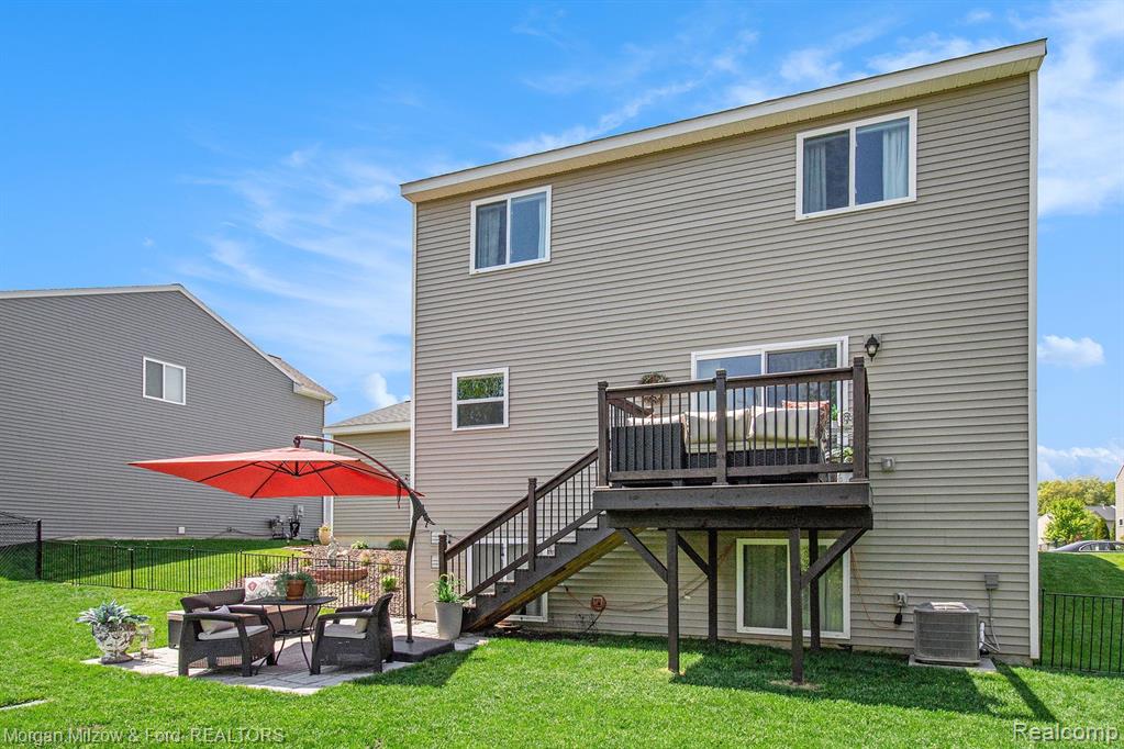 637 AUTUMN VALLEY Drive, Ortonville, MI 48462 — Photo 26