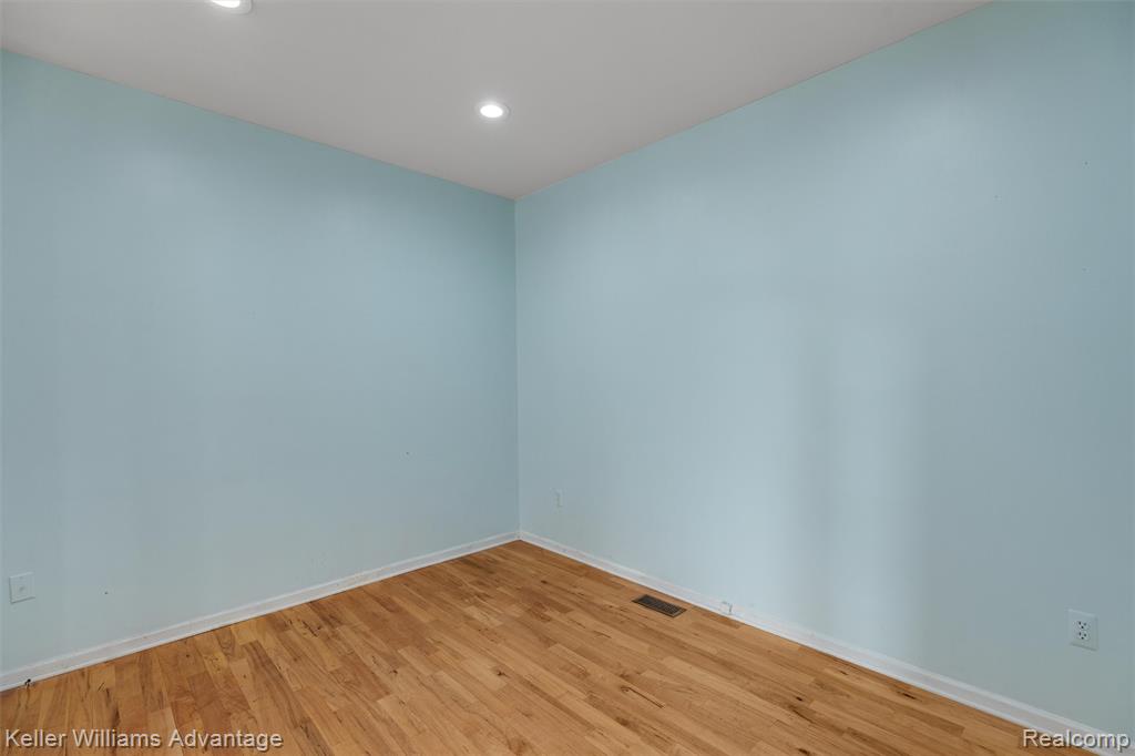 50003 Samuel Court, Shelby Twp, MI 48317 — Photo 8