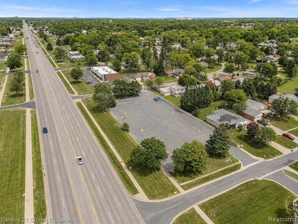 26026 SOUTHFIELD Road, Lathrup Village, MI 48076 — Photo 3