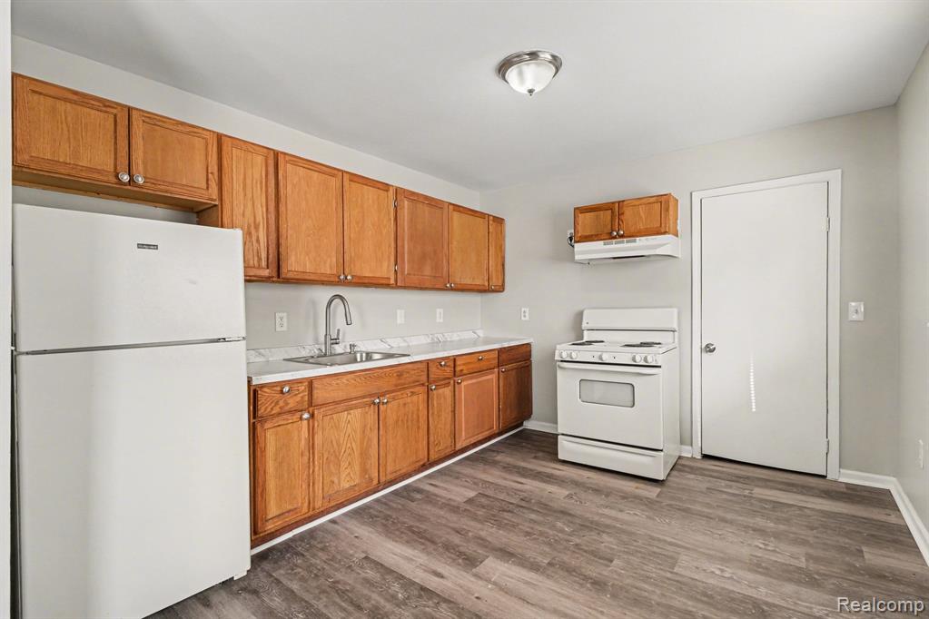 40 W Strathmore Avenue, Pontiac, MI 48340 — Photo 7