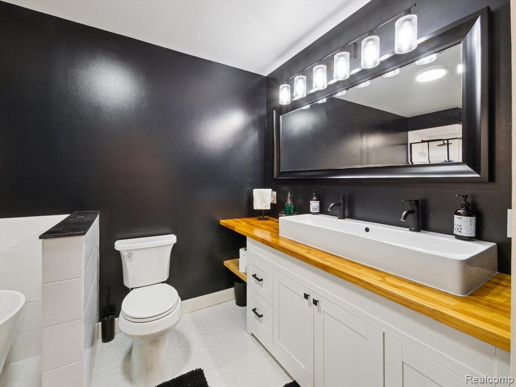 5330 VASSAR Road, Grand Blanc, MI 48439 — Photo 51