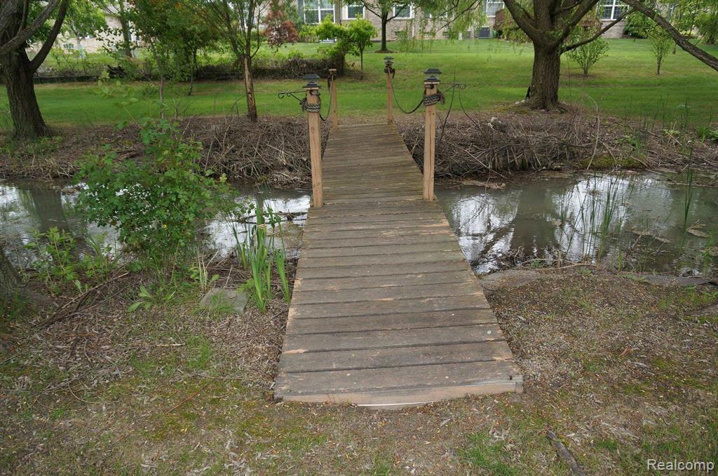 49954 Willowood Drive, Macomb, MI 48044 — Photo 28