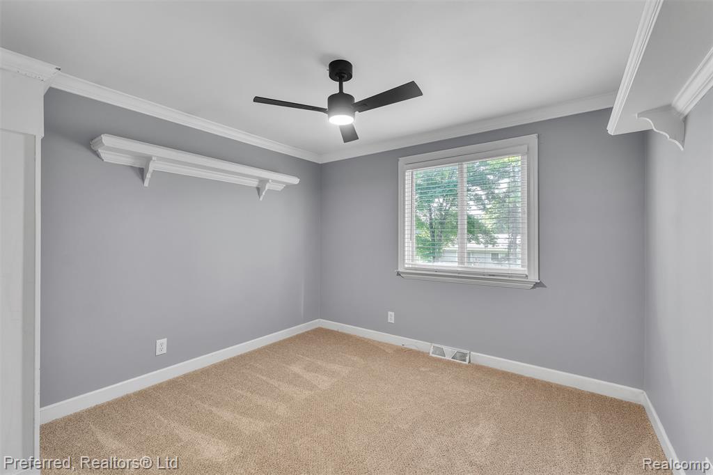 9366 Wild Oaks Circle, South Lyon, MI 48178 — Photo 26