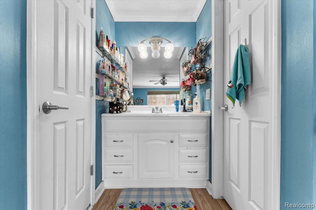 21301 E Glen Haven Circle, Northville, MI, 48167