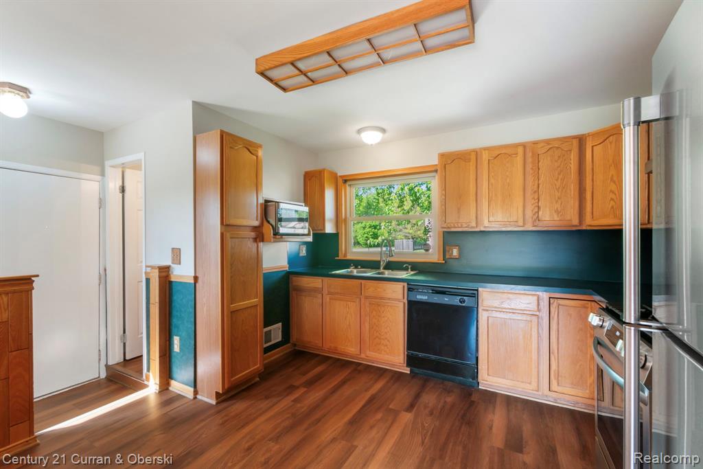 1344 Saltz Court, Canton, MI 48187 — Photo 10