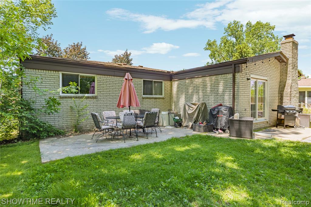 31720 Kelly Road, Roseville, MI 48066 — Photo 40