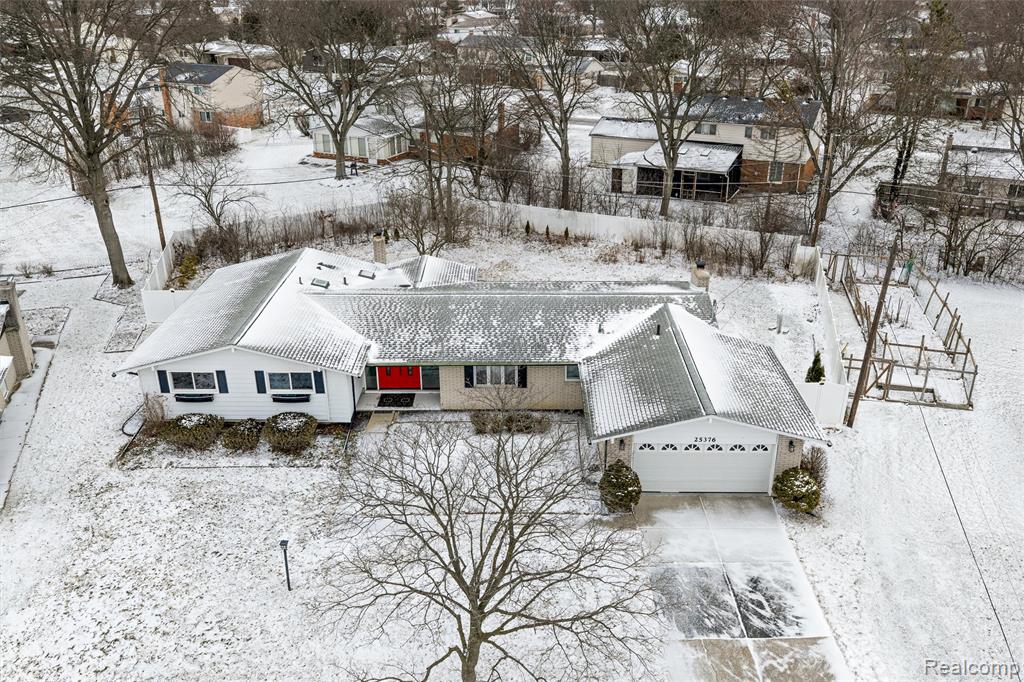 25376 Lyncastle Street, Farmington, MI, 48336