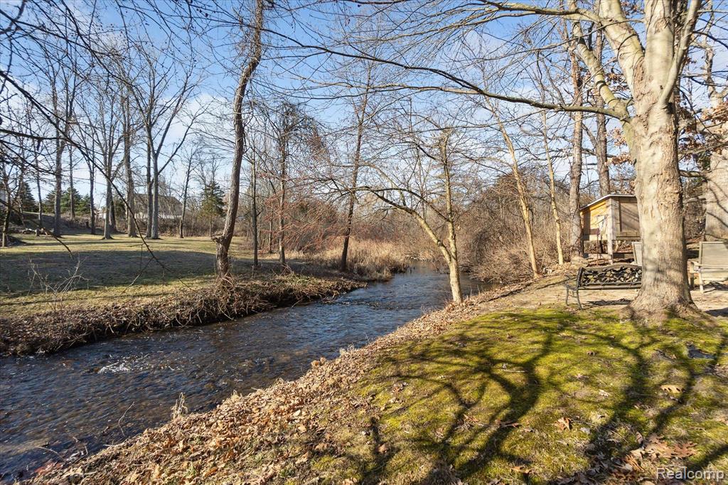 7694 THUNDER BAY Drive, Pinckney, MI 48169 — Photo 53