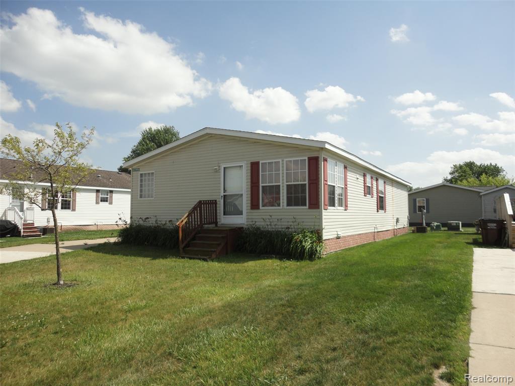 3954 Ryans Ridge, Monroe, MI 48161 — Photo 3