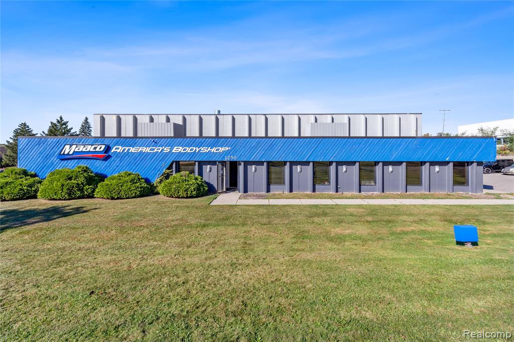 1250 W Hamlin Road