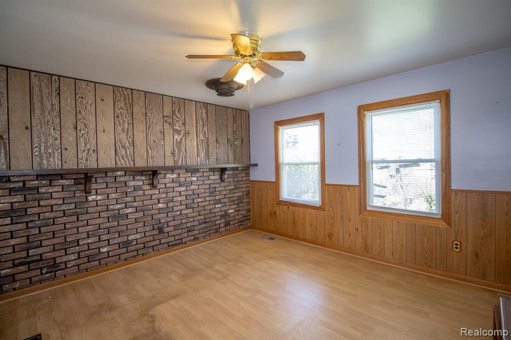 5743 Plainfield Street, Dearborn Heights, MI 48127 — Photo 11