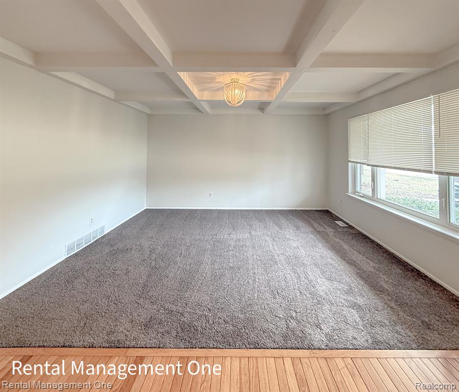 5604 HAYMEADOW Drive, West Bloomfield, MI — Photo 3