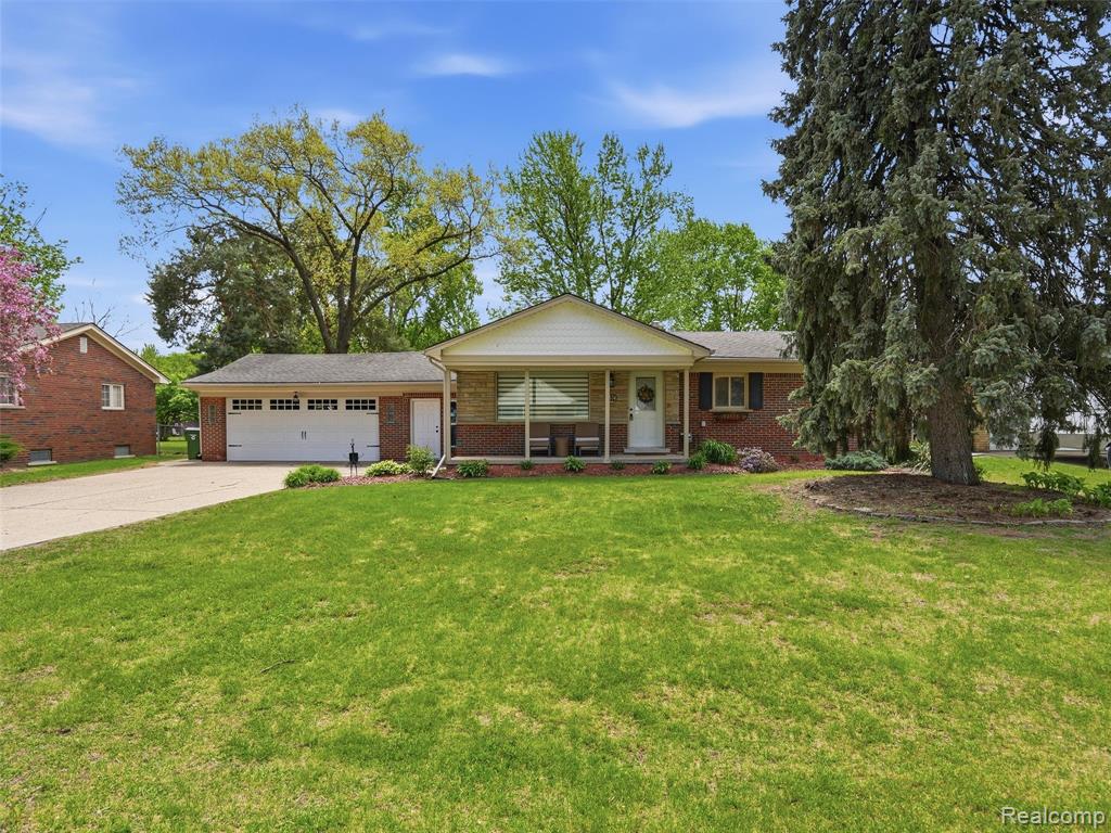 4574 Fella Street, Shelby Twp, MI 48316 — Photo 2