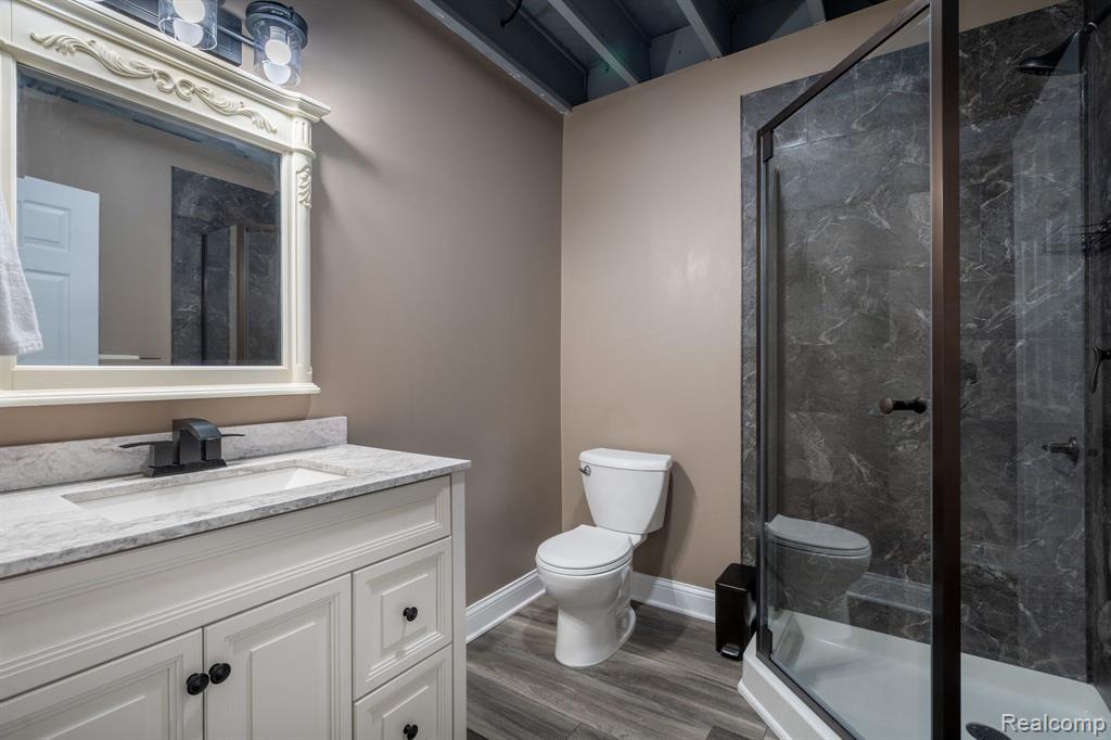 5657 GOLF POINTE Drive, Clarkston, MI 48348 — Photo 40