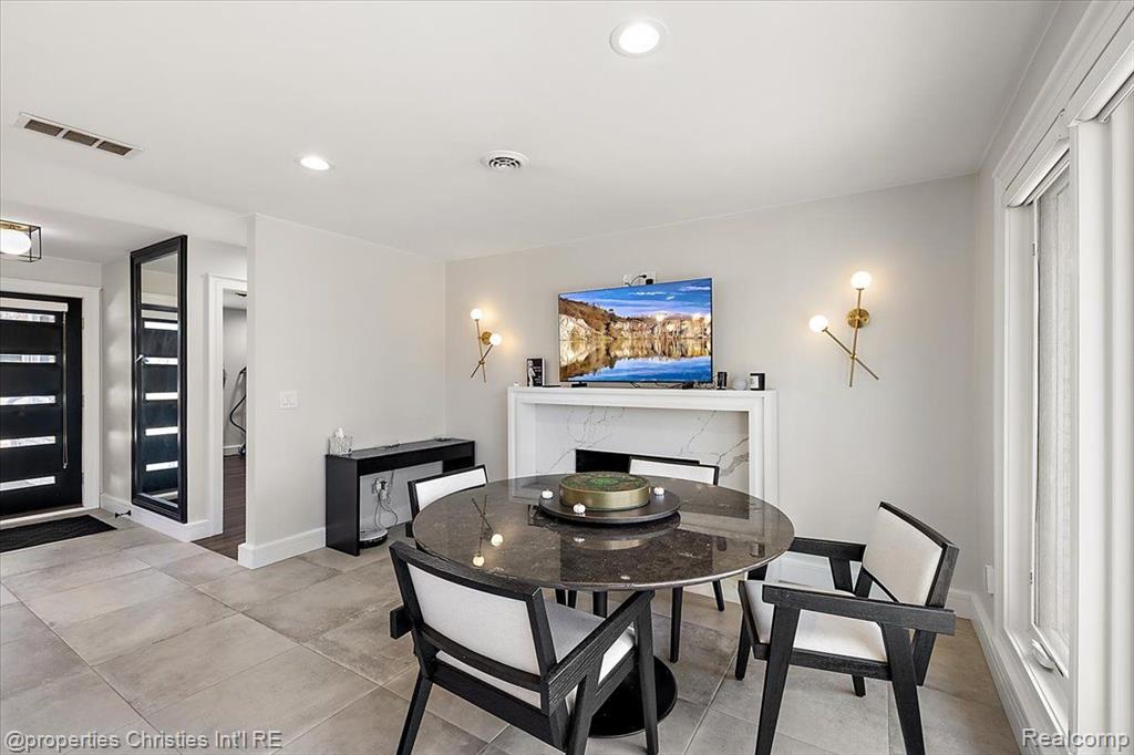 4361 MEADOWLANE Court, Bloomfield Hills, MI 48304 — Photo 42