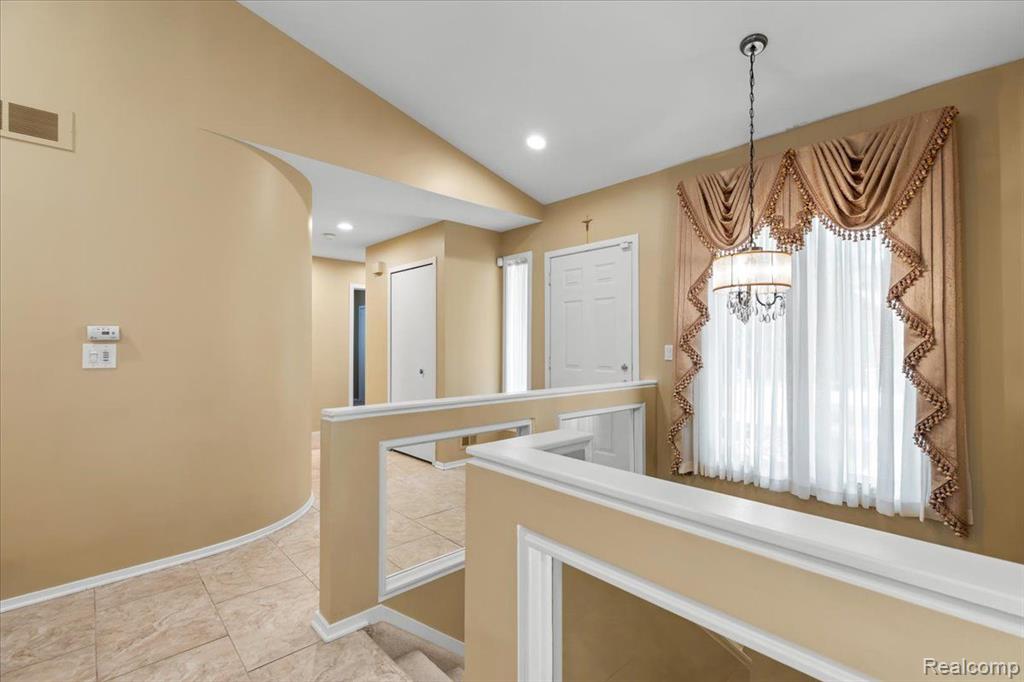 4280 ELIZABETH Lane, Walled Lake, MI 48390 — Photo 5
