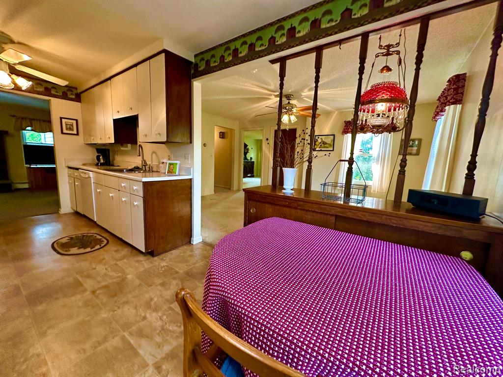 648 N JACKSON Street, Clinton, MI 49236 — Photo 43