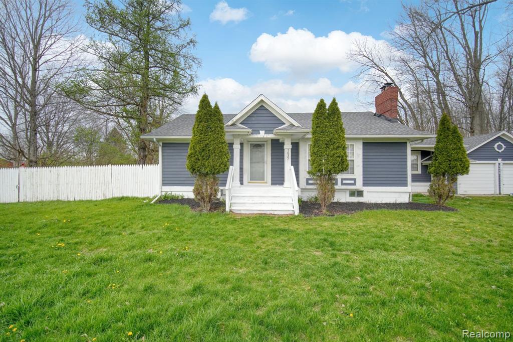 5035 CENTER Road, Linden, MI 48451 — Photo 4