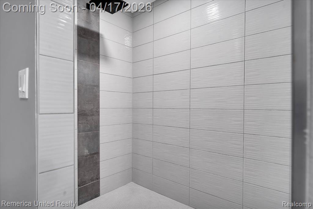 1425 Wind Valley Lane, Holly, MI 48442 — Photo 16