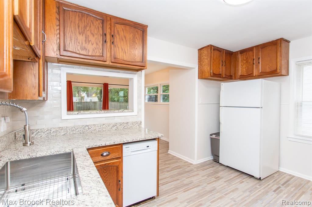 506 AMELIA Avenue, Royal Oak, MI 48073 — Photo 6
