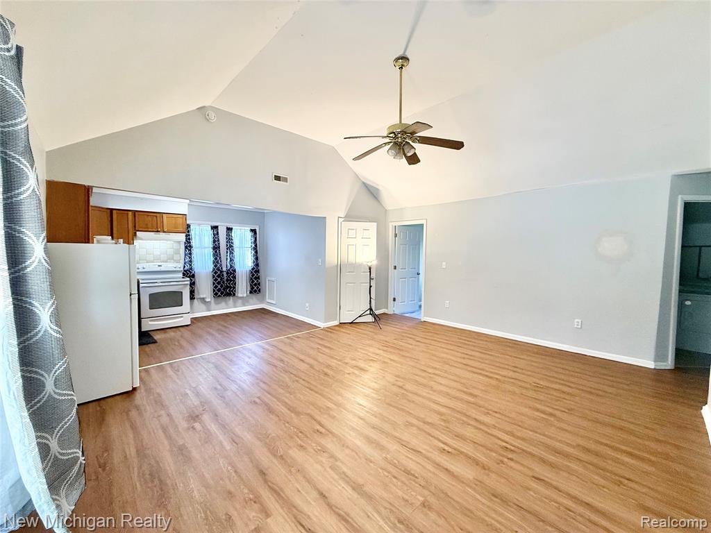 300 Georgia Drive, Lapeer, MI 48446 — Photo 12