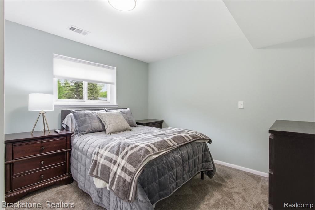 1334 Beemer Court, Oxford, MI 48371 — Photo 24