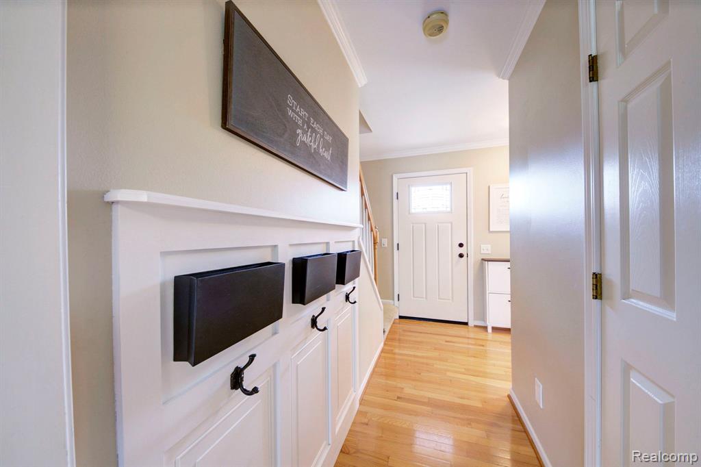 46500 E Oak Manor Court, Canton, MI 48187 — Photo 23
