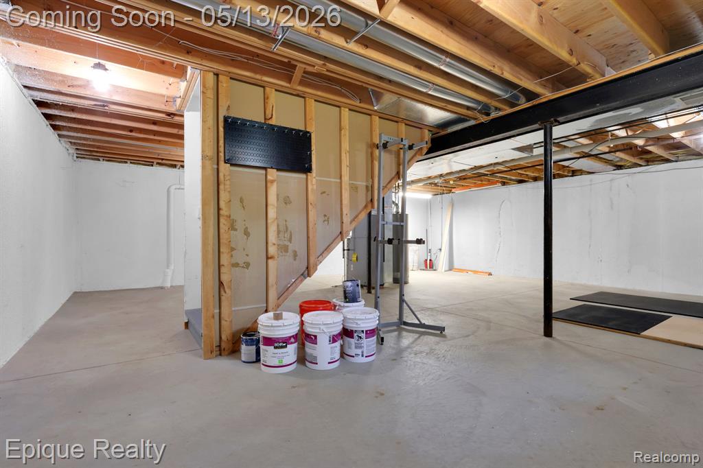 2653 Konrad Court, Auburn Hills, MI 48326 — Photo 19