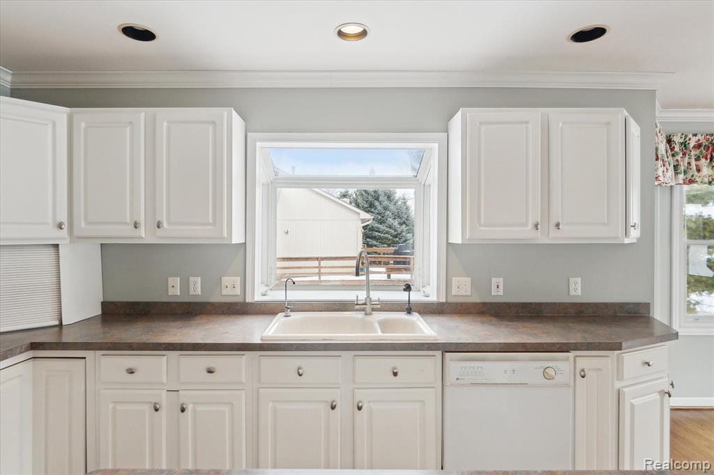 6615 GREENE HAVEN Drive, Clarkston, MI 48348 — Photo 20