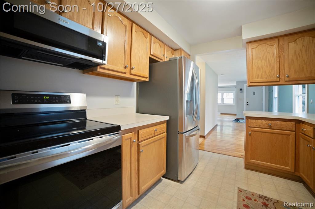 5987 Martinus Street, Haslett, MI 48840 — Photo 9
