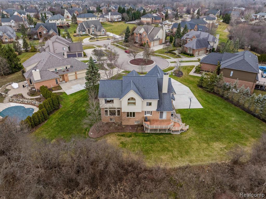 6681 Box Wood Court, West Bloomfield, MI — Photo 2