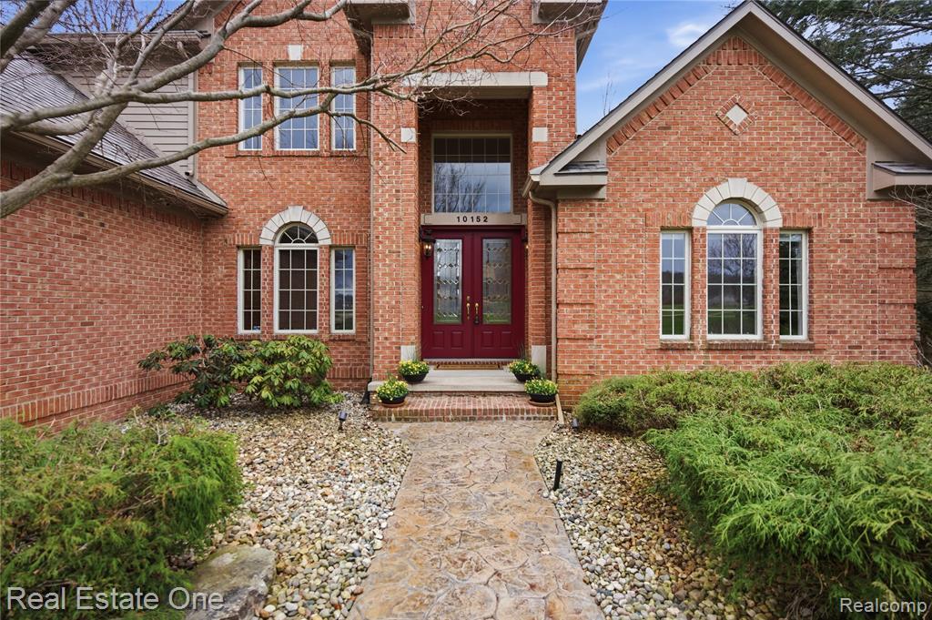 10152 Rosemarie Run, Brighton, MI 48114 — Photo 4